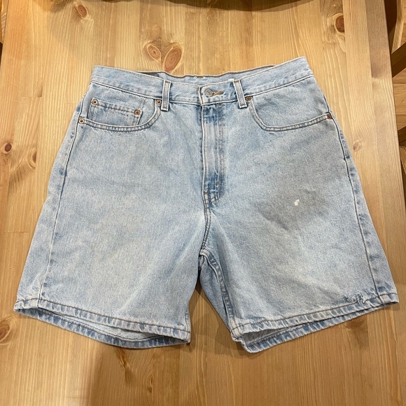 Vintage Levi’s 550 Shorts - Picture 1 of 8